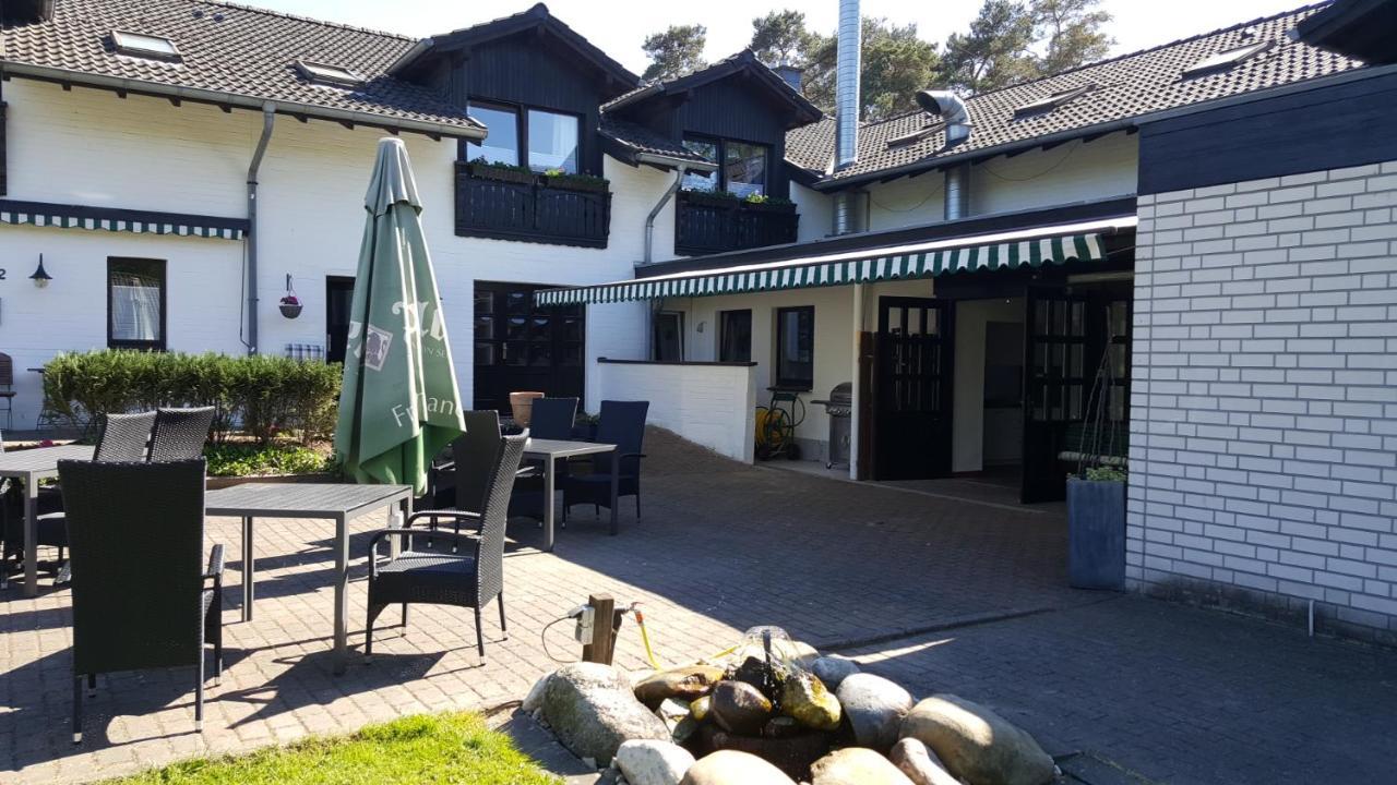 Landhotel Linden Am Venekotensee Niederkruechten Luaran gambar