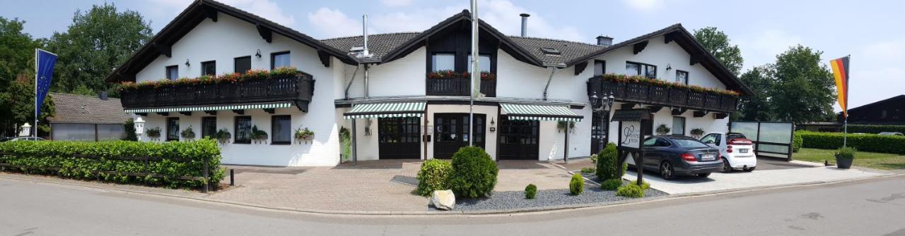 Landhotel Linden Am Venekotensee Niederkruechten Luaran gambar